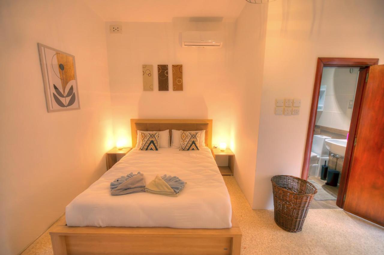 Enormous 3Bedrooms Seafront With Balcony Pdeh1-1 Sliema Bagian luar foto
