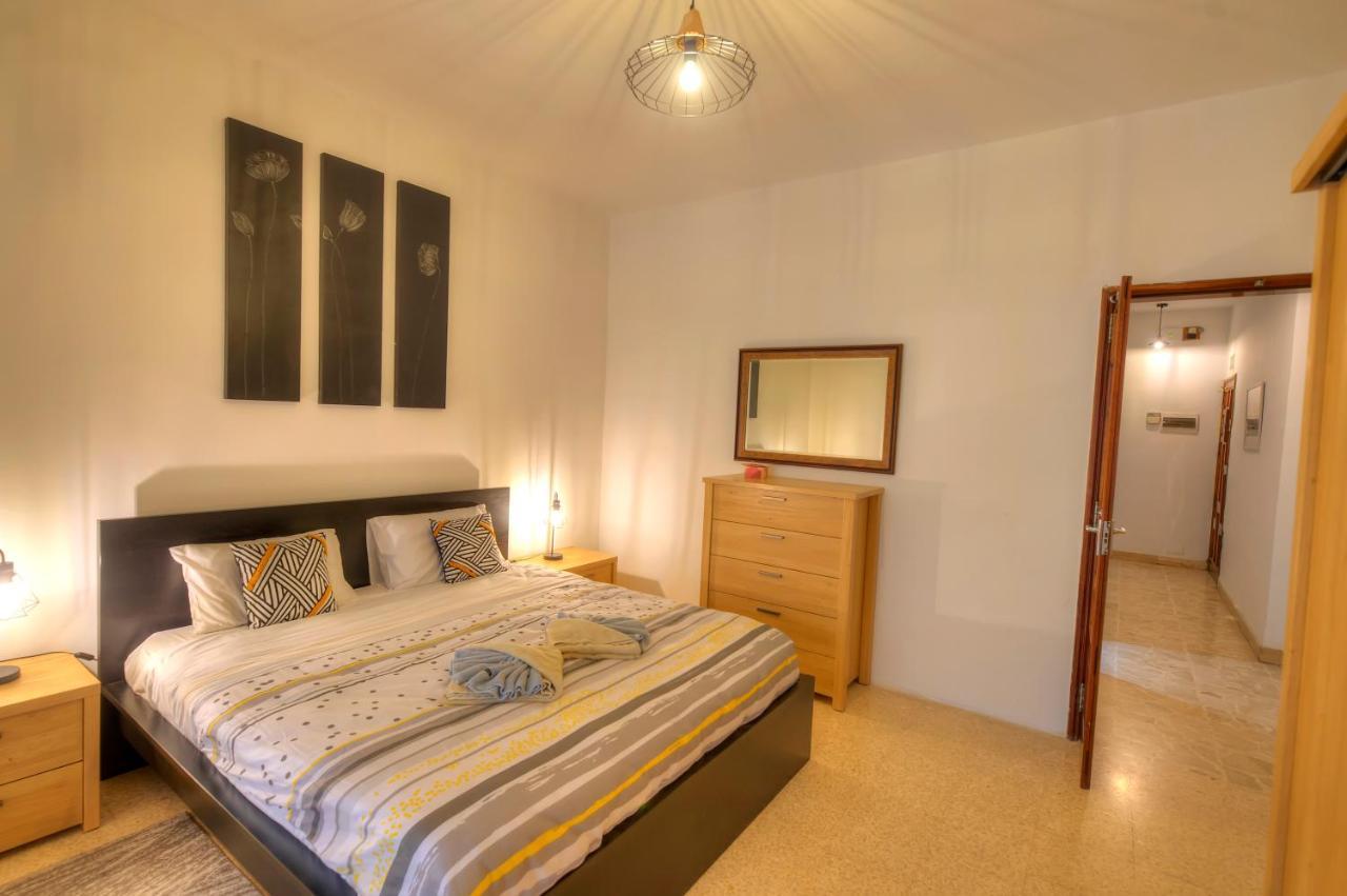 Enormous 3Bedrooms Seafront With Balcony Pdeh1-1 Sliema Bagian luar foto
