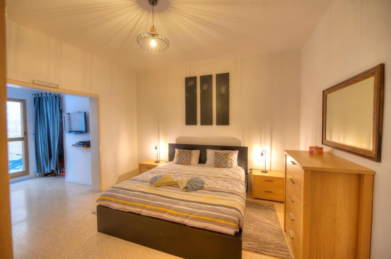 Enormous 3Bedrooms Seafront With Balcony Pdeh1-1 Sliema Bagian luar foto