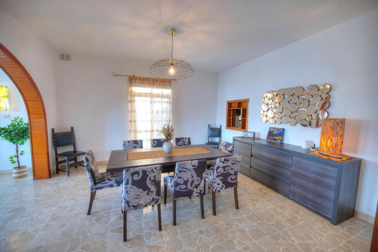 Enormous 3Bedrooms Seafront With Balcony Pdeh1-1 Sliema Bagian luar foto