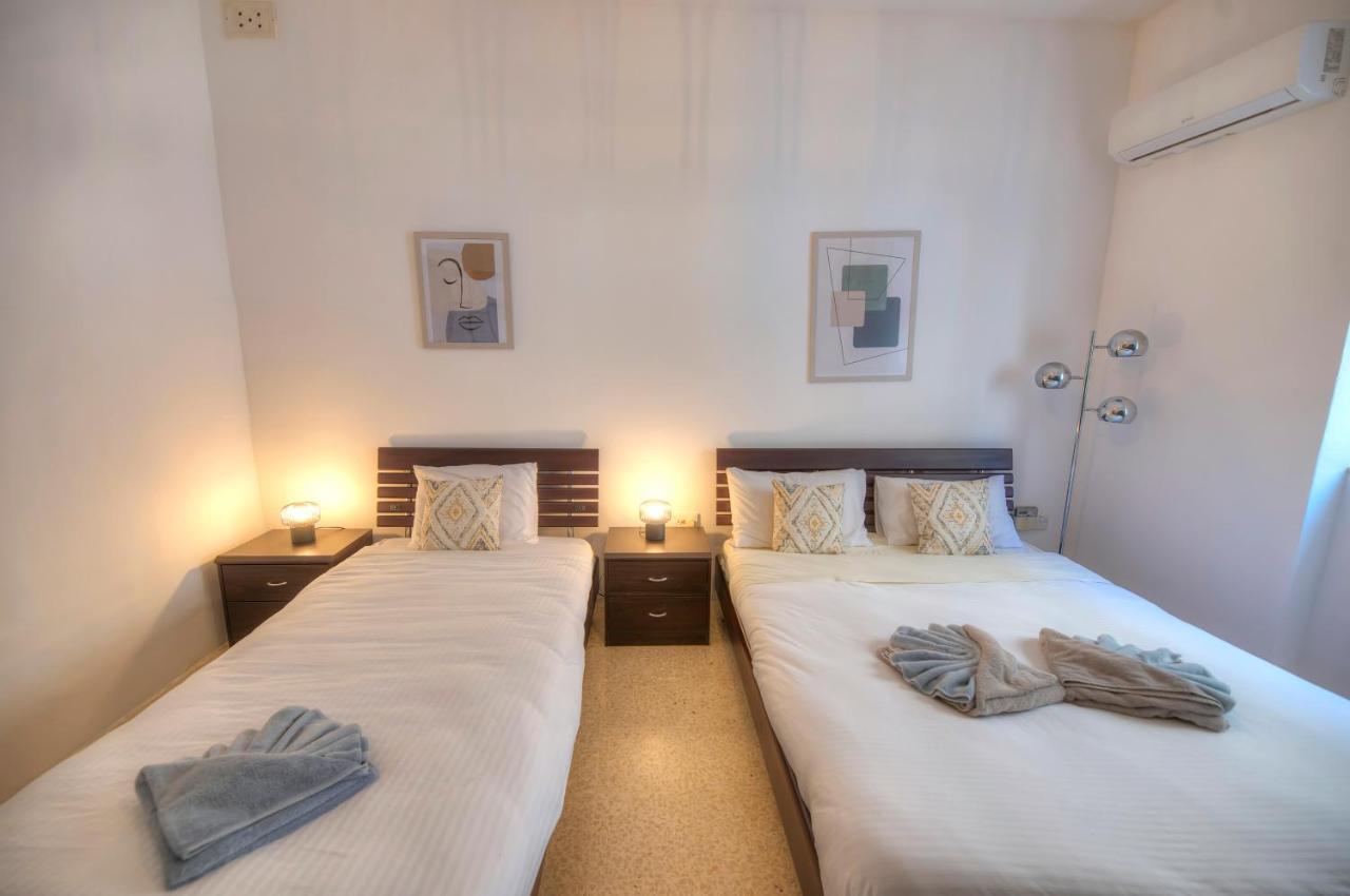 Enormous 3Bedrooms Seafront With Balcony Pdeh1-1 Sliema Bagian luar foto