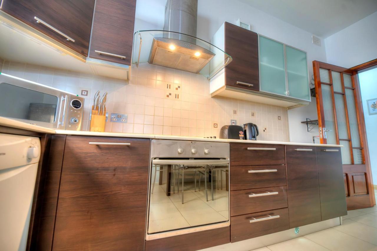 Enormous 3Bedrooms Seafront With Balcony Pdeh1-1 Sliema Bagian luar foto