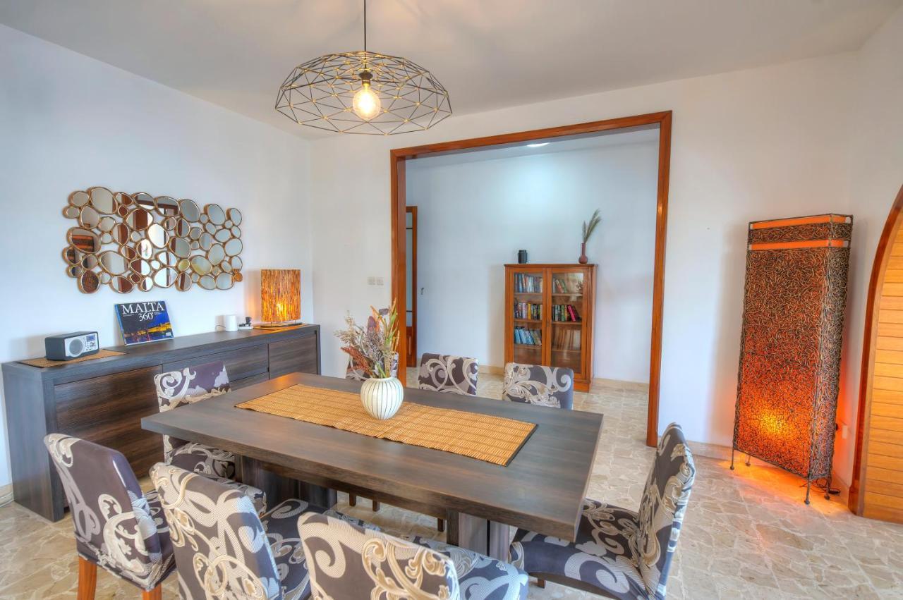 Enormous 3Bedrooms Seafront With Balcony Pdeh1-1 Sliema Bagian luar foto